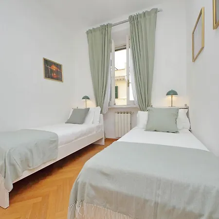 Apartmán Ych-comfortable 2 Bedrooms Flat Near Colosseum Řím