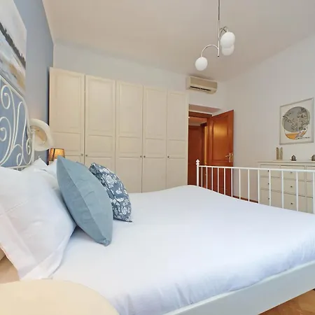 شقة Ych-comfortable 2 Bedrooms Flat Near Colosseum *