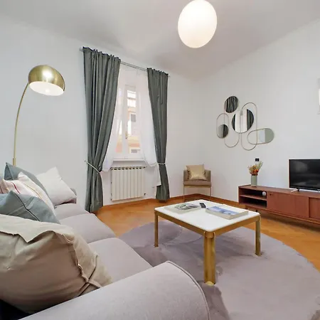 شقة Ych-comfortable 2 Bedrooms Flat Near Colosseum *